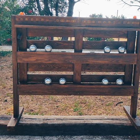 Offrez-Vous Un Sejour Dans Notre Studio T1 Bis A Entressen Une Grande Piscine Pour Se Rafraichir ,Un Espace De Jeux Pour Enfants Pour Des Heures De Divertissement Un Terrain De Petanque Pour Des Parties Endiablees Exterior foto