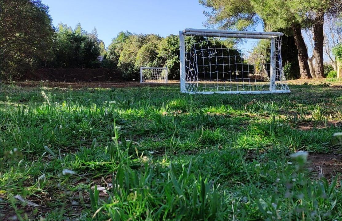 Offrez-Vous Un Sejour Dans Notre Studio T1 Bis A Entressen Une Grande Piscine Pour Se Rafraichir ,Un Espace De Jeux Pour Enfants Pour Des Heures De Divertissement Un Terrain De Petanque Pour Des Parties Endiablees Exterior foto